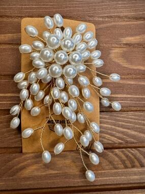 Flower Burst White Pearl Jewelry Brooch Fashion Jewelry FAST SHIP